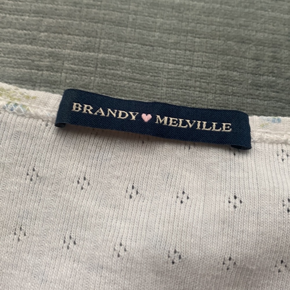 ZELLY TOP - Picture 3 of 4